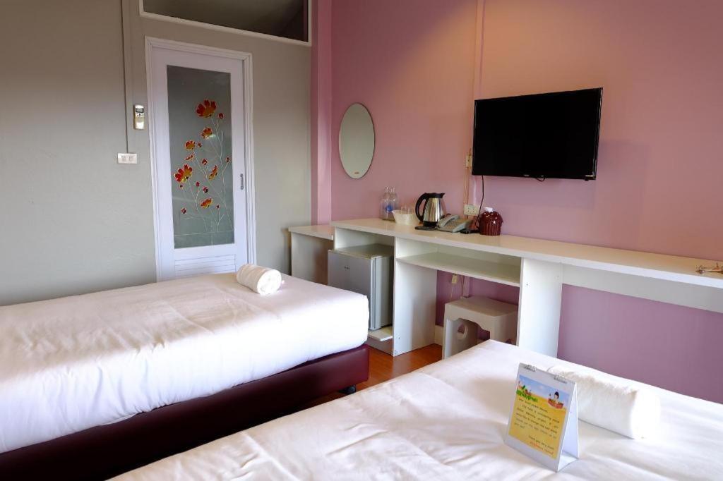 Winhouse Hotel Nan Esterno foto
